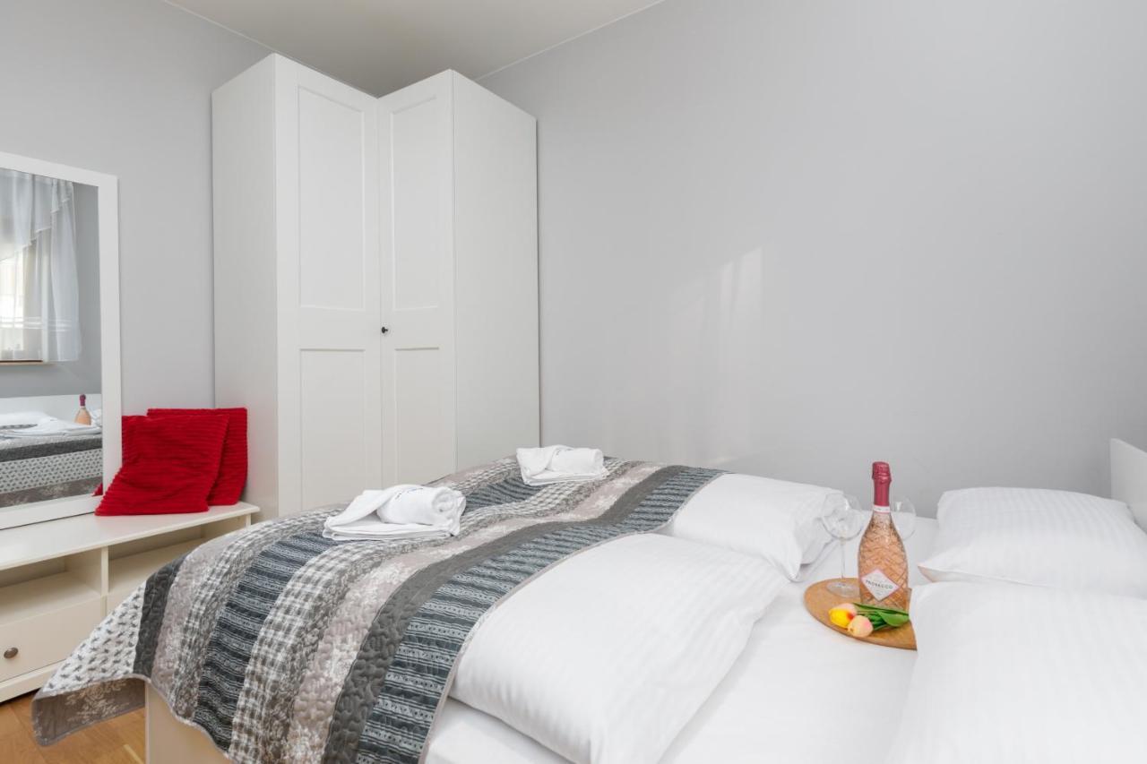 Platan City Centre Apartment By Noclegi Renters Swinoujscie Ngoại thất bức ảnh